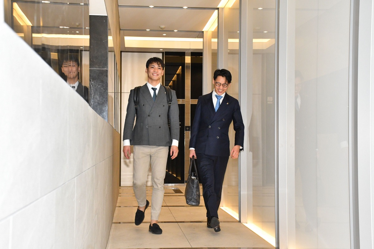 レガシア株式会社 オフィス廊下